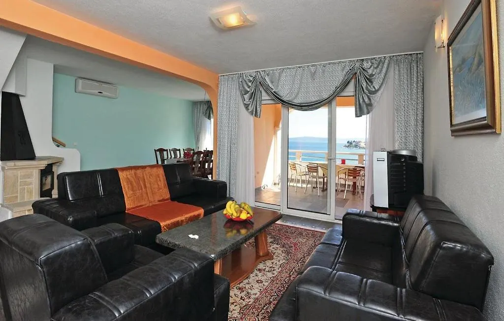 Apartments Villa Sirena Trogir 0*,