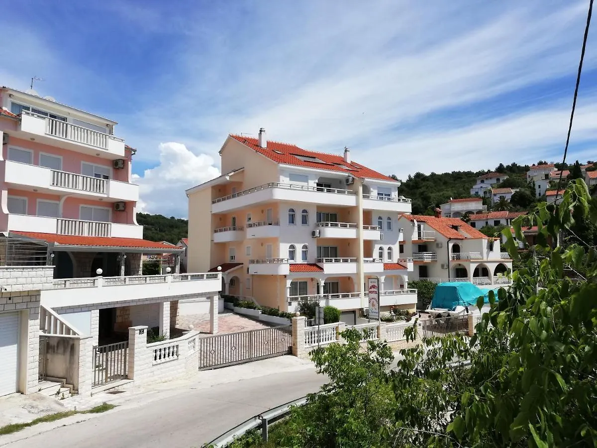Apartments Villa Sirena Trogir